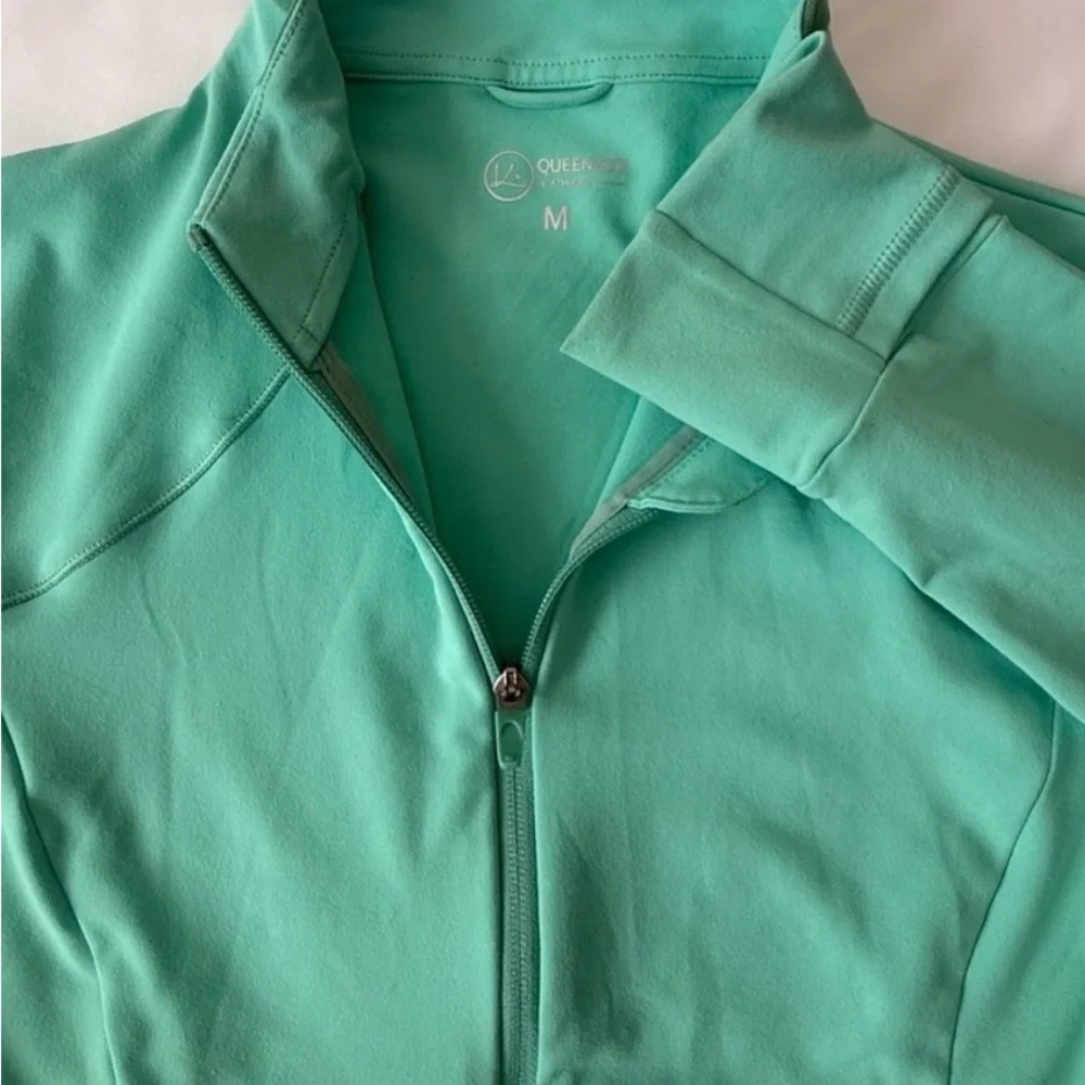 QUEENIEKE Women's Mint Green Zip-Front Active Jacket - Picture 3 of 9
